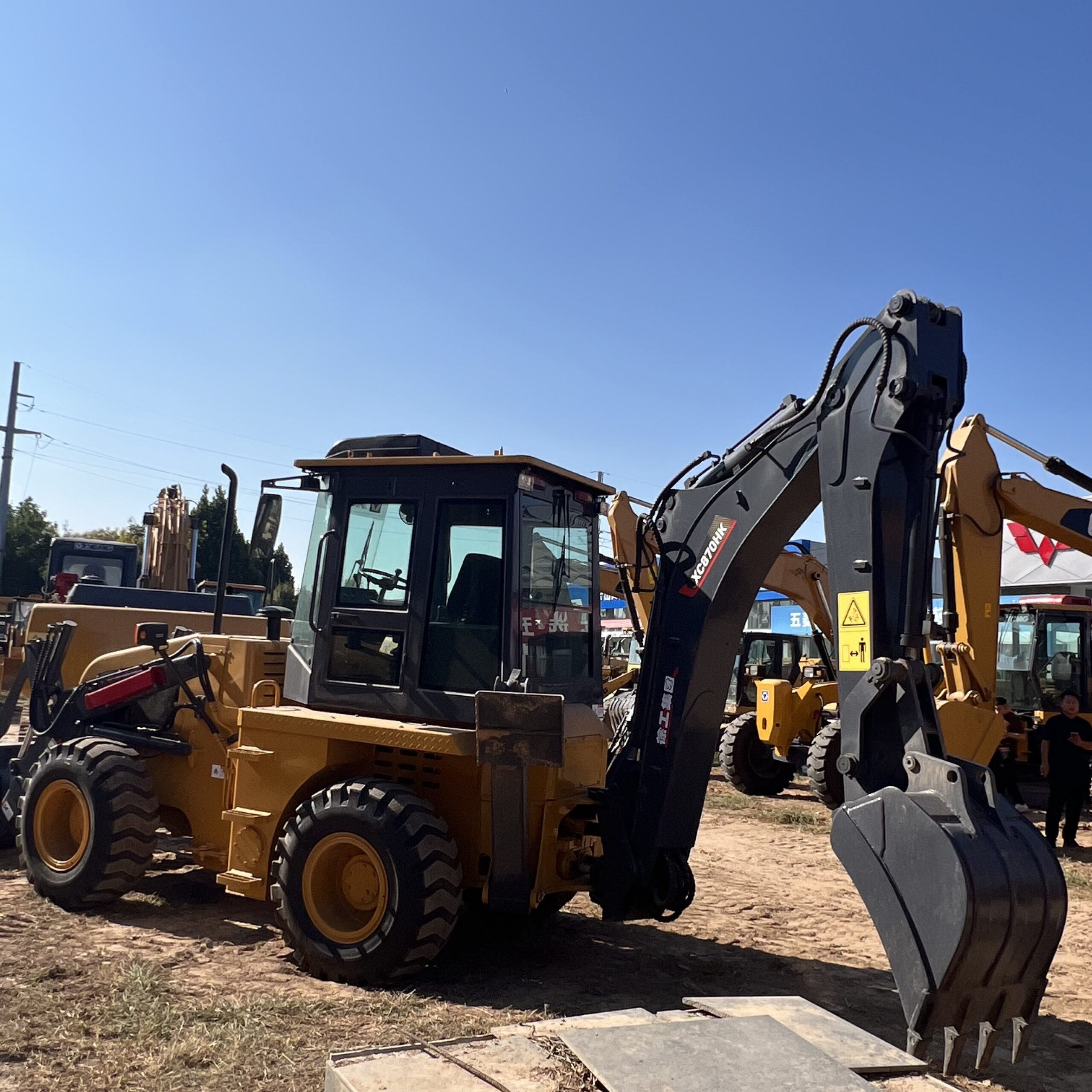 Used XCMG XT870BR Backhoe Loader - Image 3