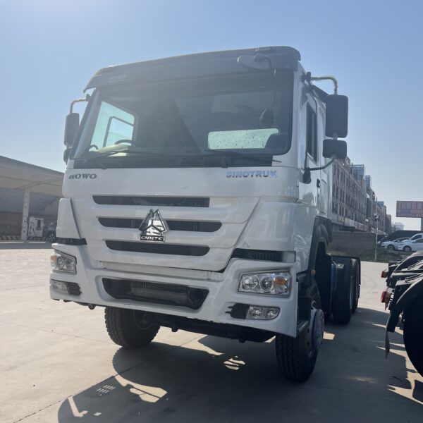 Used Sinotruk HOWO Export 6x4 Tractor Head